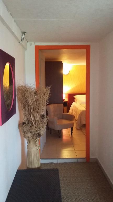 Pensjonat Chez Annie Saint-Avit-Rivière Zewnętrze zdjęcie
